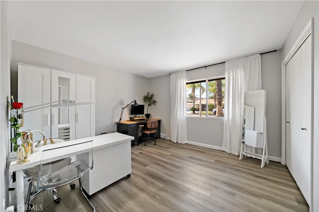 594 Montebello Place, Hemet, California 92543 home-pic-18